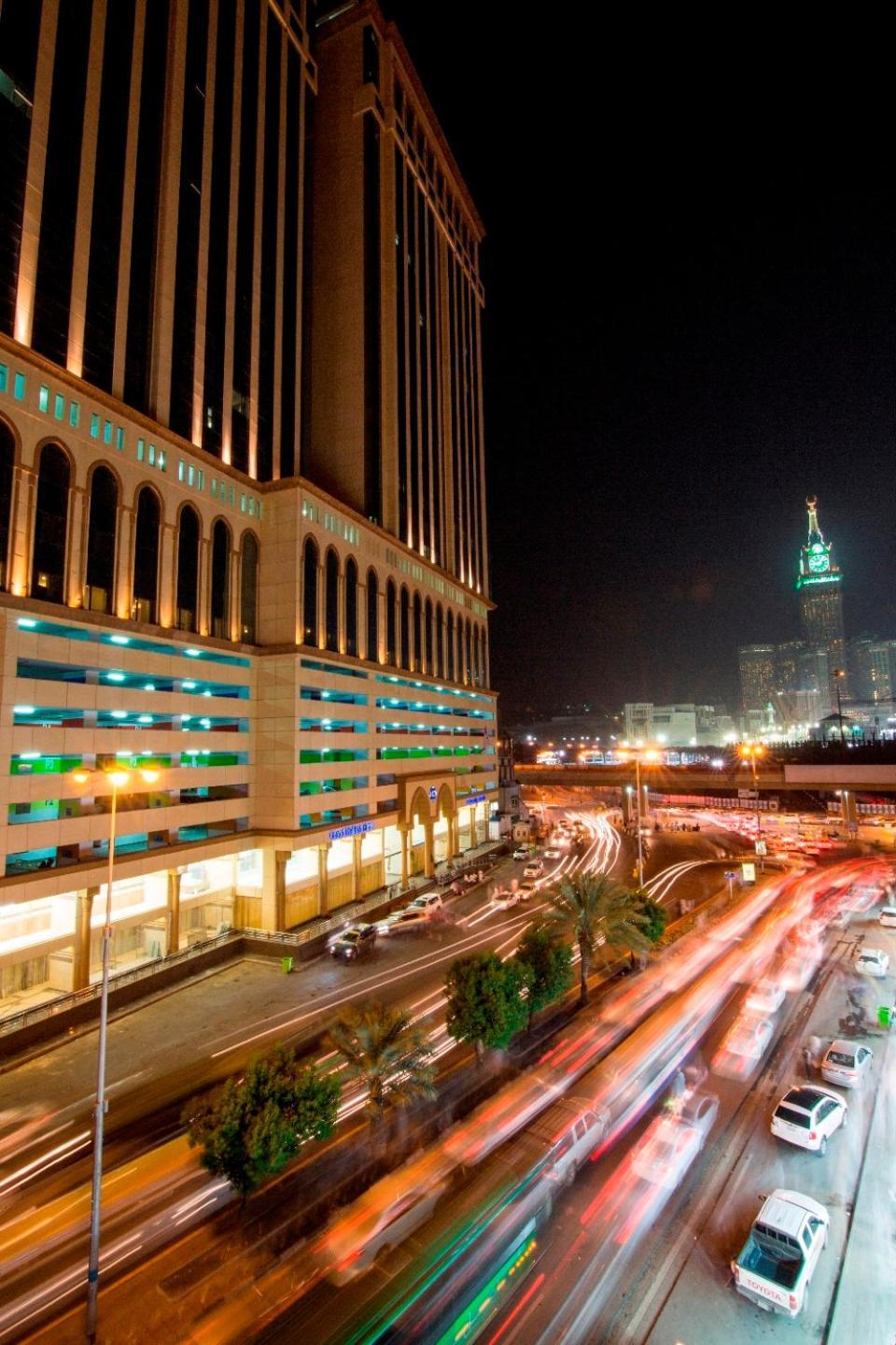 Manarat Gaza - Al Haram Tower होटल *